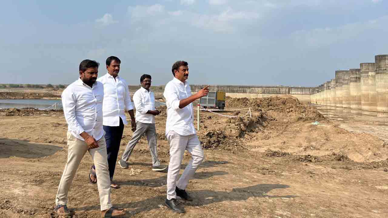 MLA Prabhakar Reddy | ‘మేడిగడ్డ’ పై రాజకీయాలు వద్దు : ఎమ్మెల్యే కొత్త ప్రభాకర్‌రెడ్డి