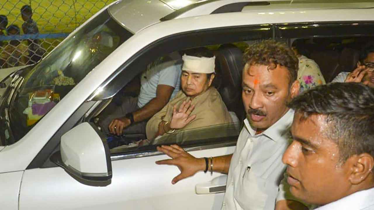 నిలకడగా మమత ఆరోగ్యం