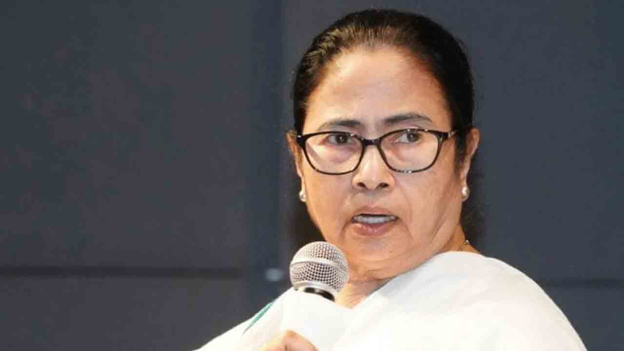 సోదరుడితో బంధాలు తెంచుకున్నా