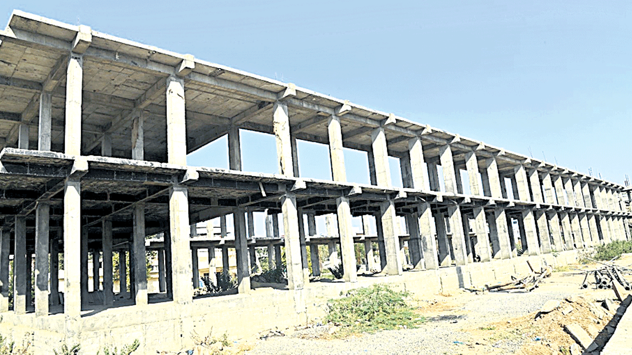 మరి ఇంటిగ్రేటెడ్‌ మార్కెట్‌ ఎట్లా..?