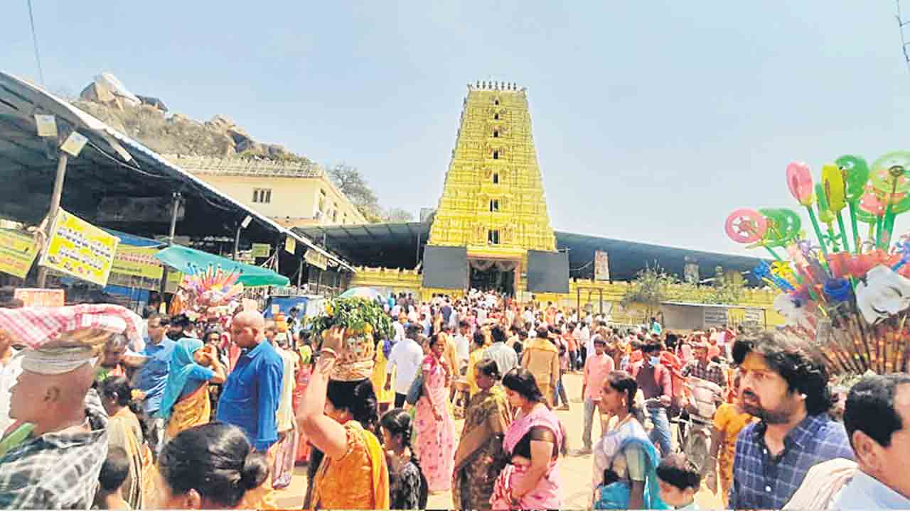 కోటికోటి దండాలు కొమురెల్లి మల్లన్న