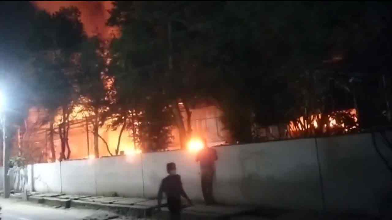 Nacharam | నాచారం పారిశ్రామికవాడలో భారీ అగ్నిప్రమాదం.. పెస్టిసైడ్స్‌ పరిశ్రమలో చెలరేగిన మంటలు