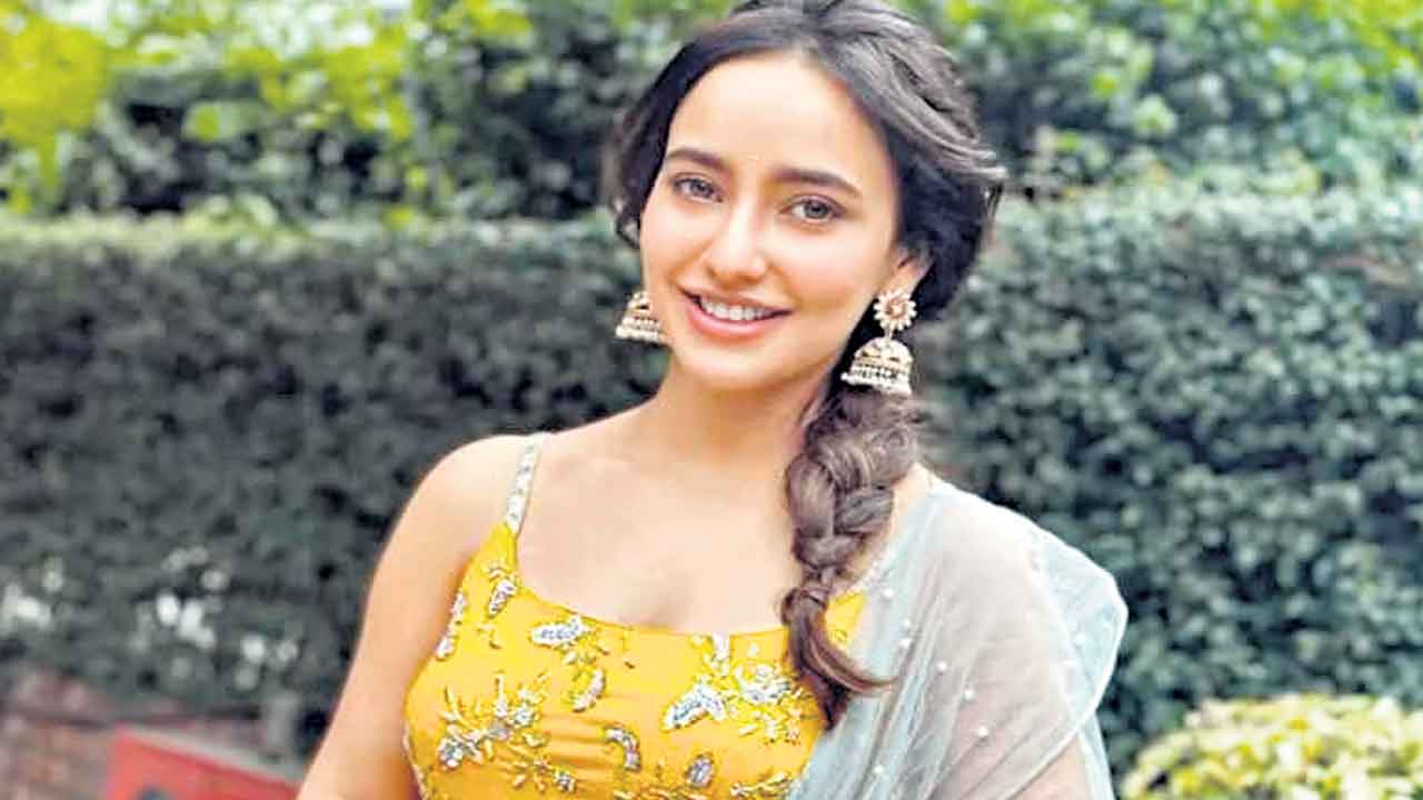 లోక్‌సభ బరిలో చిరుత హీరోయిన్‌ ?