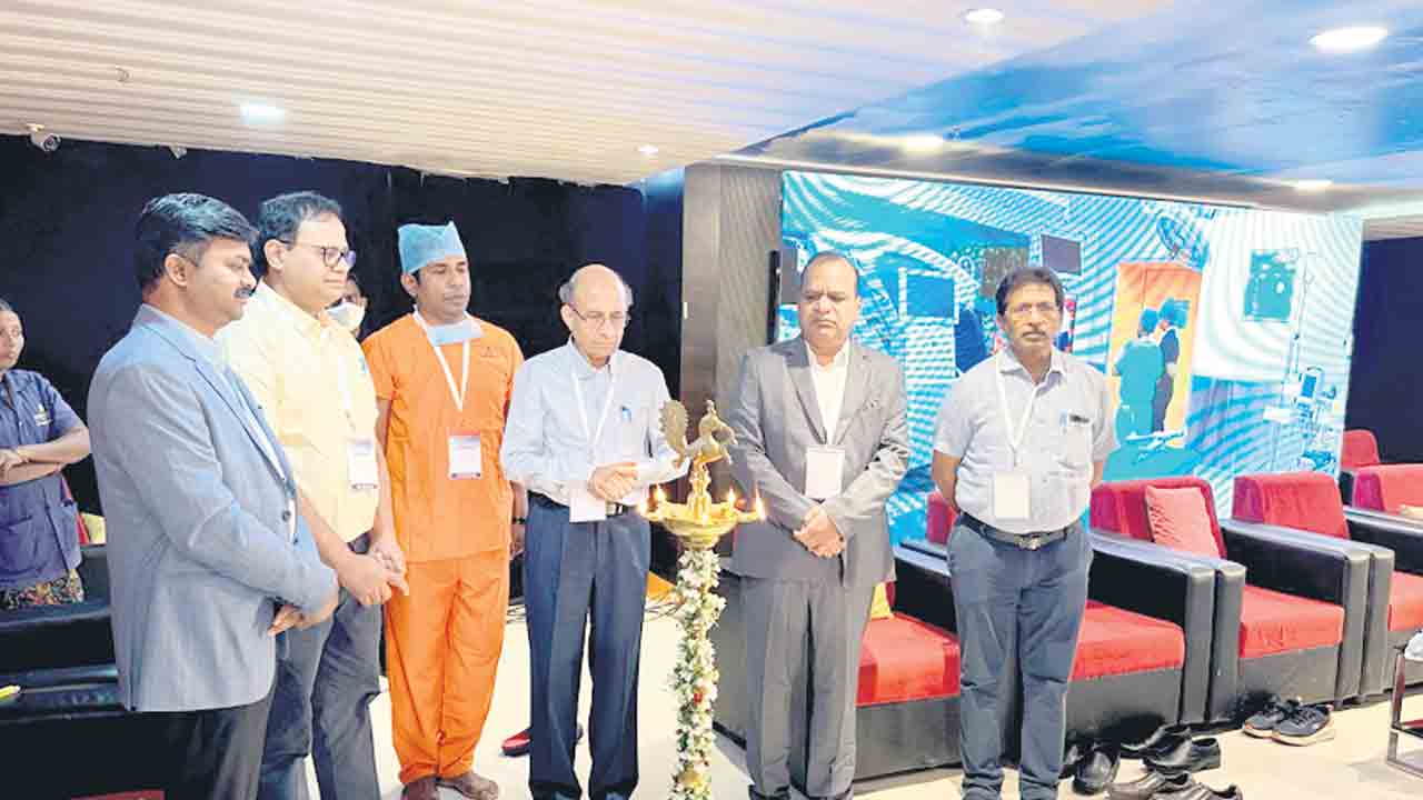 కరీంనగర్‌లో న్యూరో వైద్య సదస్సు