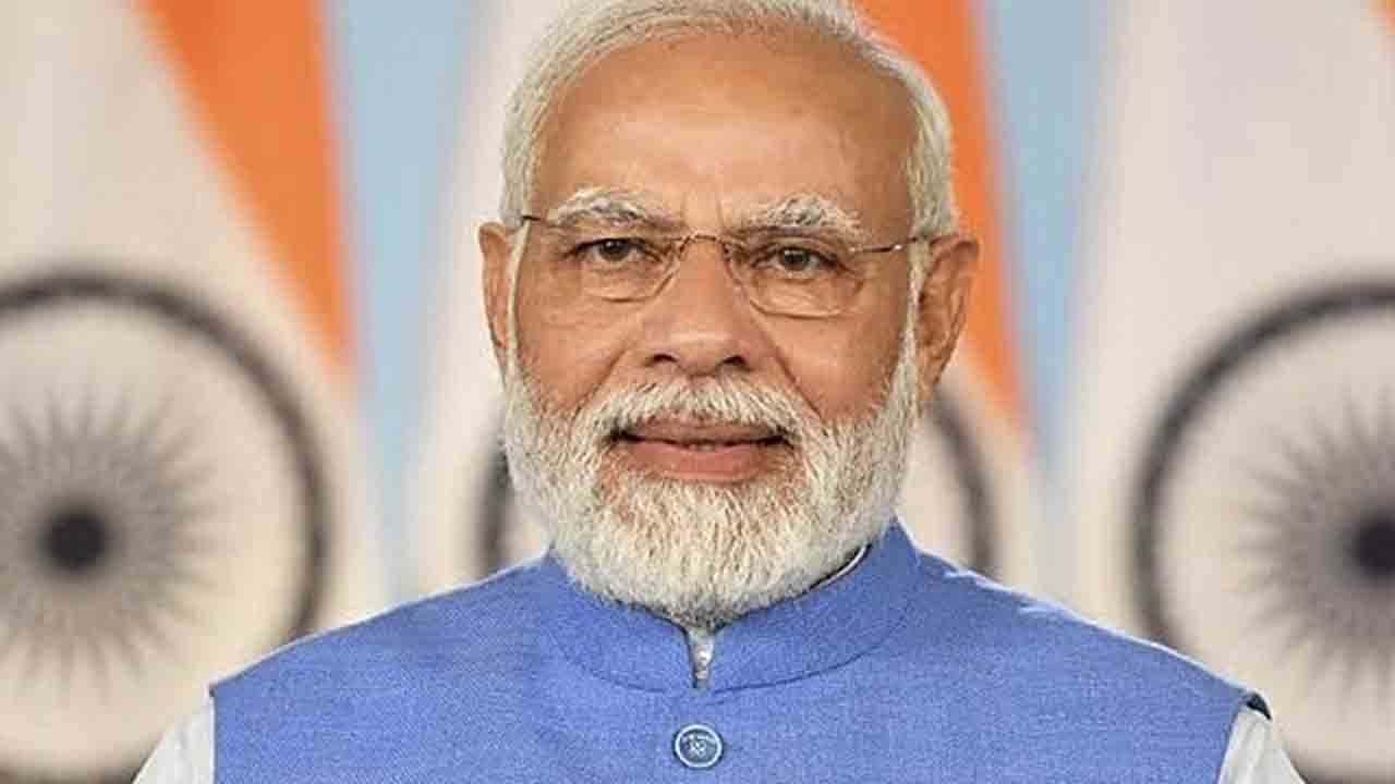 మోదీపై చర్యలు తీసుకోవడానికి భయమా?