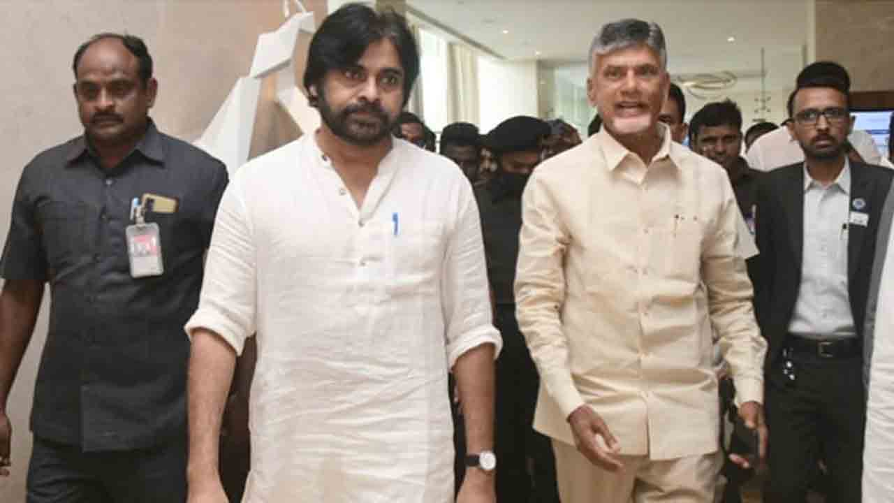 Delhi Tour | ఢిల్లీ బయలుదేరిన టీడీపీ అధ్యక్షుడు చంద్రబాబు.. ఈరోజు రాత్రికి పవన్‌కల్యాణ్‌