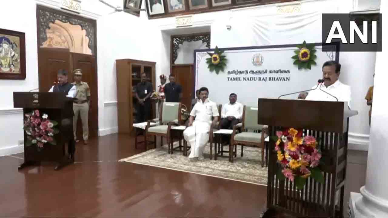 Ponmudi | ఎట్టకేలకు మంత్రిగా ప్రమాణస్వీకారం చేసిన డీఎంకే నేత పొన్ముడి.. Video