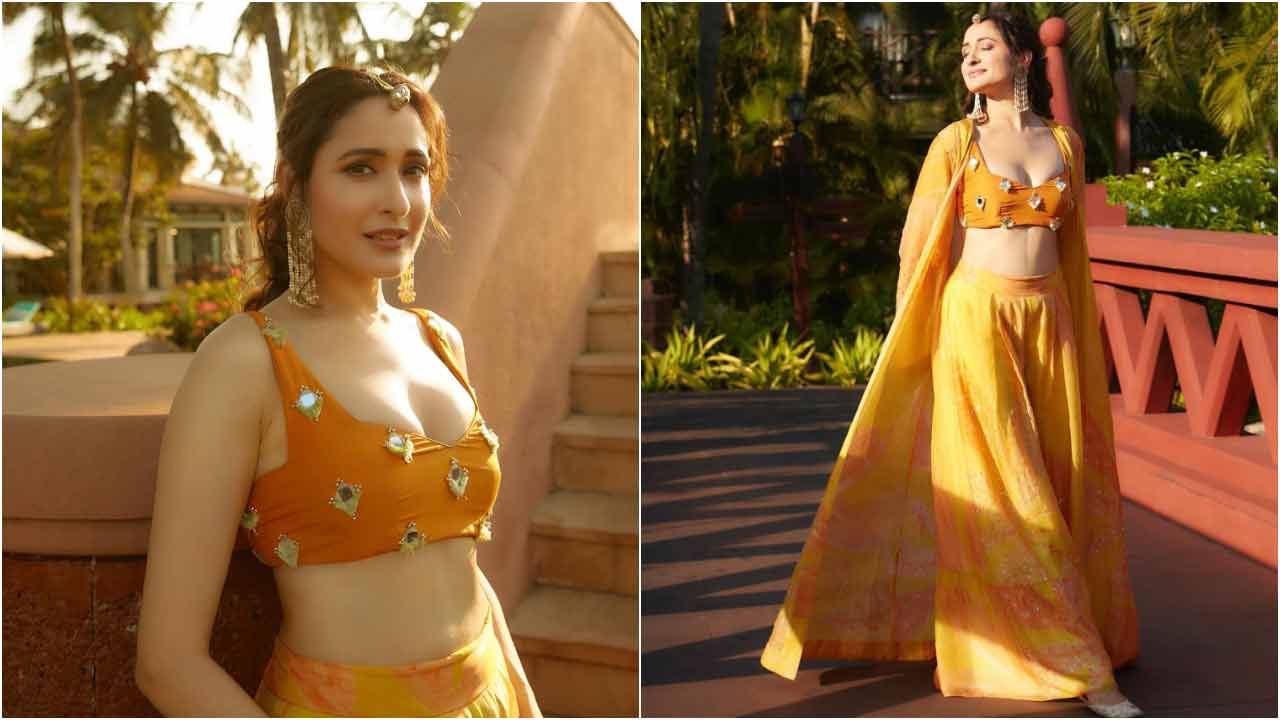 Pragya Jaiswal : హల్దీ వేడుకలో ప్రగ్యా జైస్వాల్ అందాల ఆరబోత