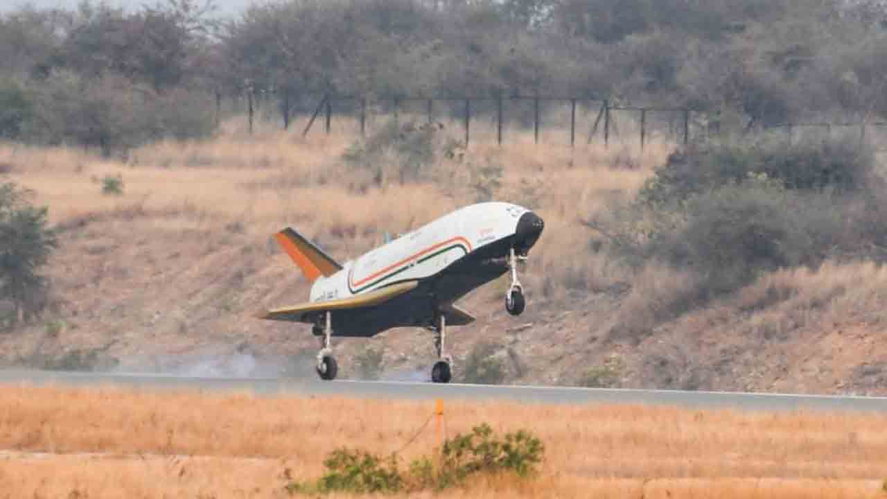 Pushpak | ఇస్రో మరో ఘనత.. పుష్పక్‌ ప్రయోగం విజయవంతం