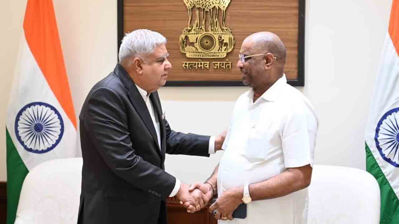 ‘వద్దిరాజు’కు ఉప రాష్ట్రపతి అభినందన