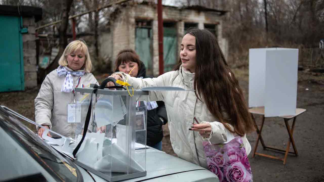 Russian Presidential Elections | రష్యాలో అధ్యక్ష ఎన్నికలు.. తిరువనంతపురంలో పోలింగ్‌