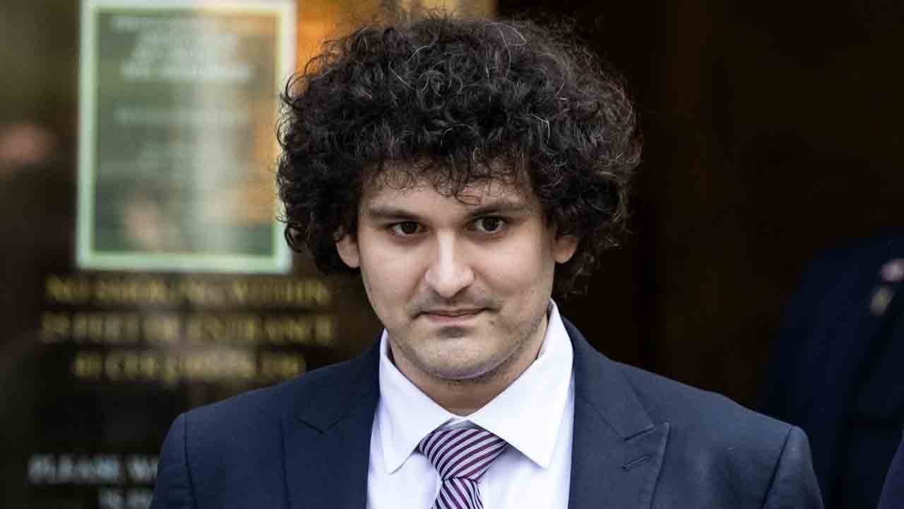 Sam Bankman | కస్టమర్లు, ఇన్వెస్టర్లకు టోకరా.. క్రిప్టో కింగ్ శ్యామ్ బ్యాంక్‌మన్ కు 25 ఏండ్ల జైలు.. ఎందుకంటే..?!