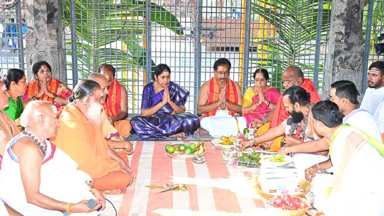 Srisailam | శ్రీశైలంలో మహాశివరాత్రి బ్రహోత్సవాలు షురూ.. యాగశాల ప్రవేశం.. అంకురార్పణ!