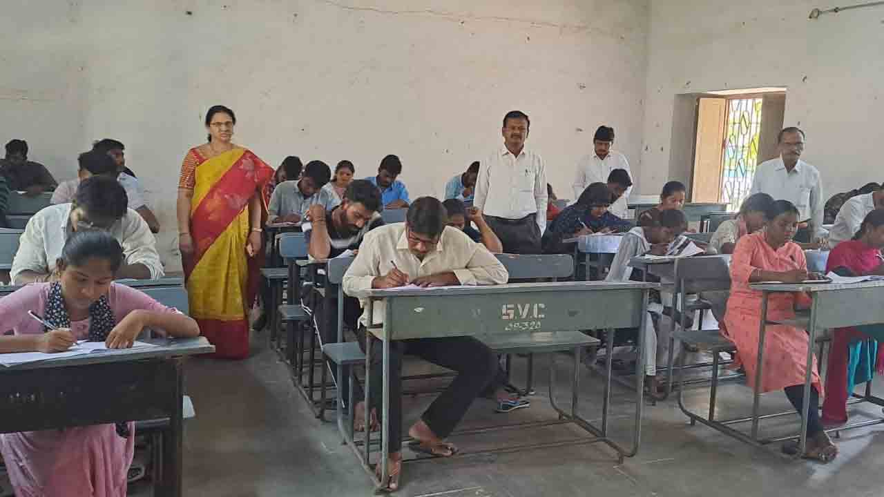 సజావుగా ఎస్సీ స్టడీ సర్కిల్‌ ప్రవేశ పరీక్ష