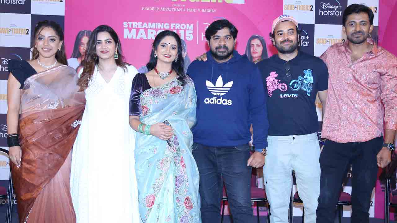 సరదా సందర్భాల నేపథ్యంలో