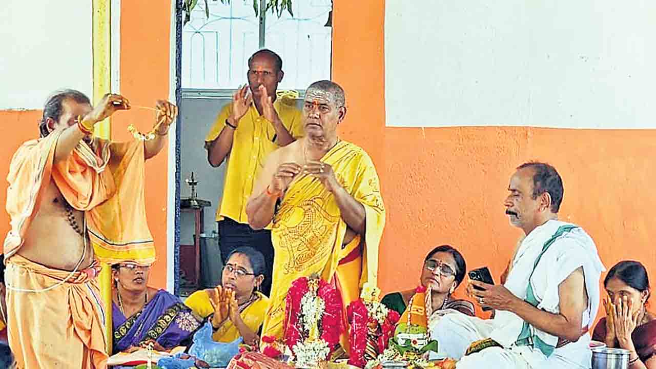 వైభవంగా శివపార్వతుల కల్యాణం