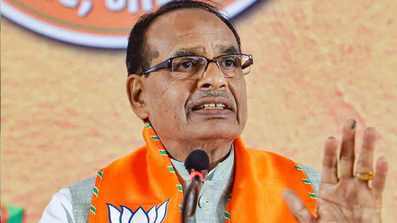 Shivaraj Singh | సోనియాకు లోక్‌సభ ఎన్నికల్లో పోటీచేసే ధైర్యం లేదా..?: శివరాజ్‌సింగ్‌ చౌహాన్‌