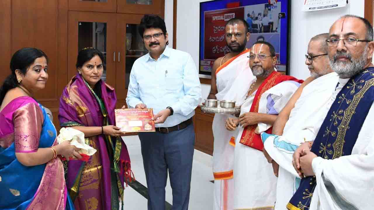 భద్రాద్రిలో రేపు డోలోత్సవం, వసంతోత్సవం