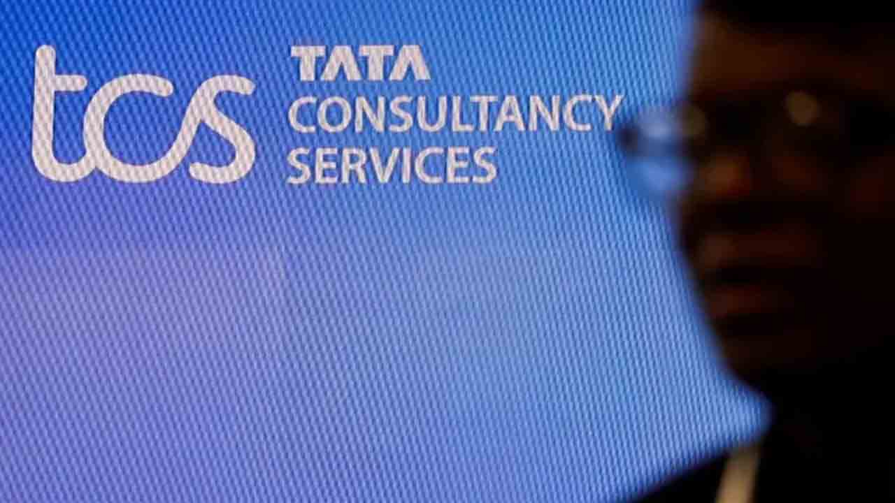 TCS | అమెరికాలో టీసీఎస్‌పై జాతి వివక్ష ఆరోపణలు