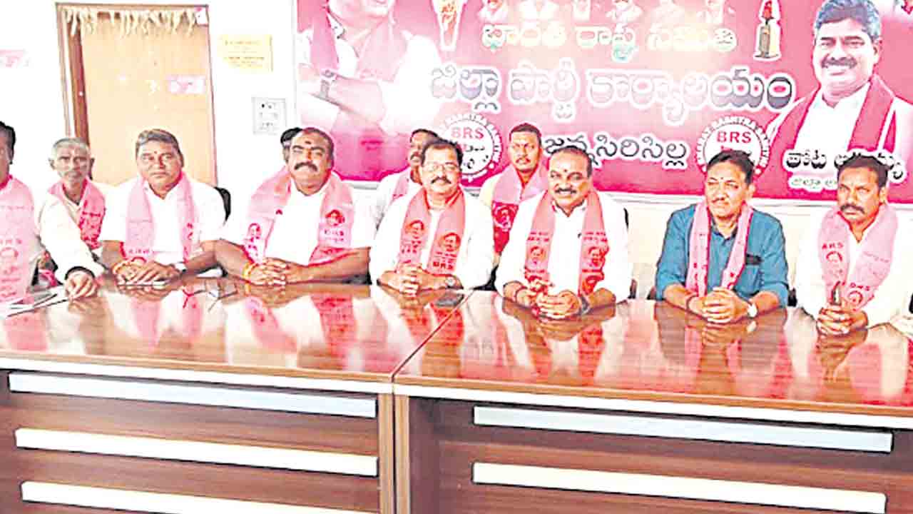 నేతన్నలను రోడ్డునవేసింది కాంగ్రెస్సే