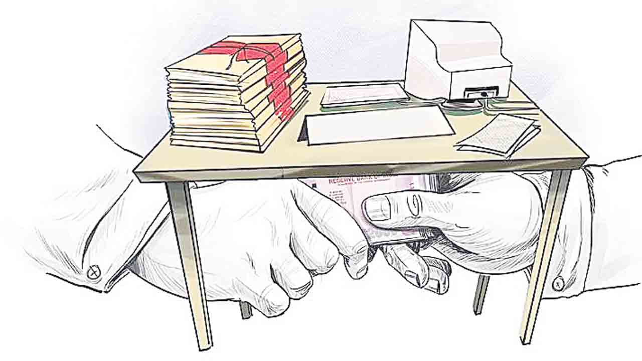 పహాణీ నకలు కావాలంటే లంచం ఇవ్వాల్సిందే!