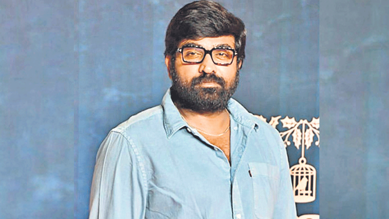 Vijay Sethupathi | కోరికే లక్ష్యంవైపు నడిపిస్తుంది.. దానిని తీర్చడానికి దేవుడెప్పుడూ రెడీగా ఉంటాడు: విజయ్‌ సేతుపతి