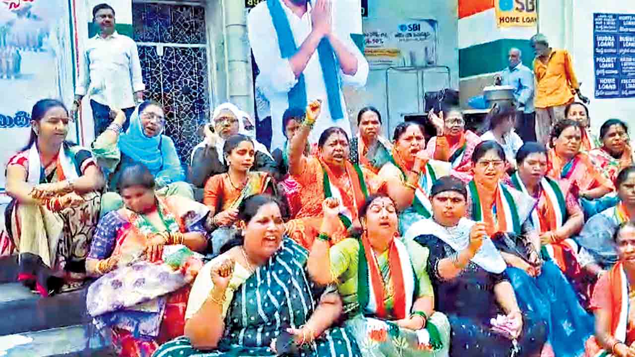 Congress | పీజేఆర్‌ ఆనవాళ్లు లేకుండా.. కాంగ్రెస్‌ శ్వాసగా బతికిన ప్రజానాయకుడికి హస్తం పార్టీ ధోకా