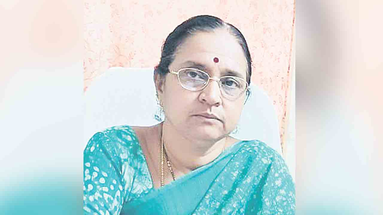 విద్యాశాఖలో గందరగోళం