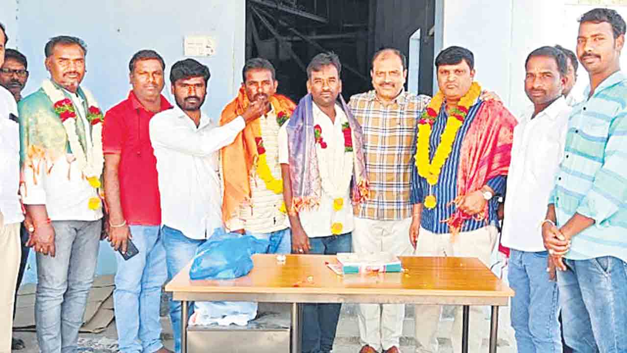 పేదింట ప్రభుత్వ కొలువులు