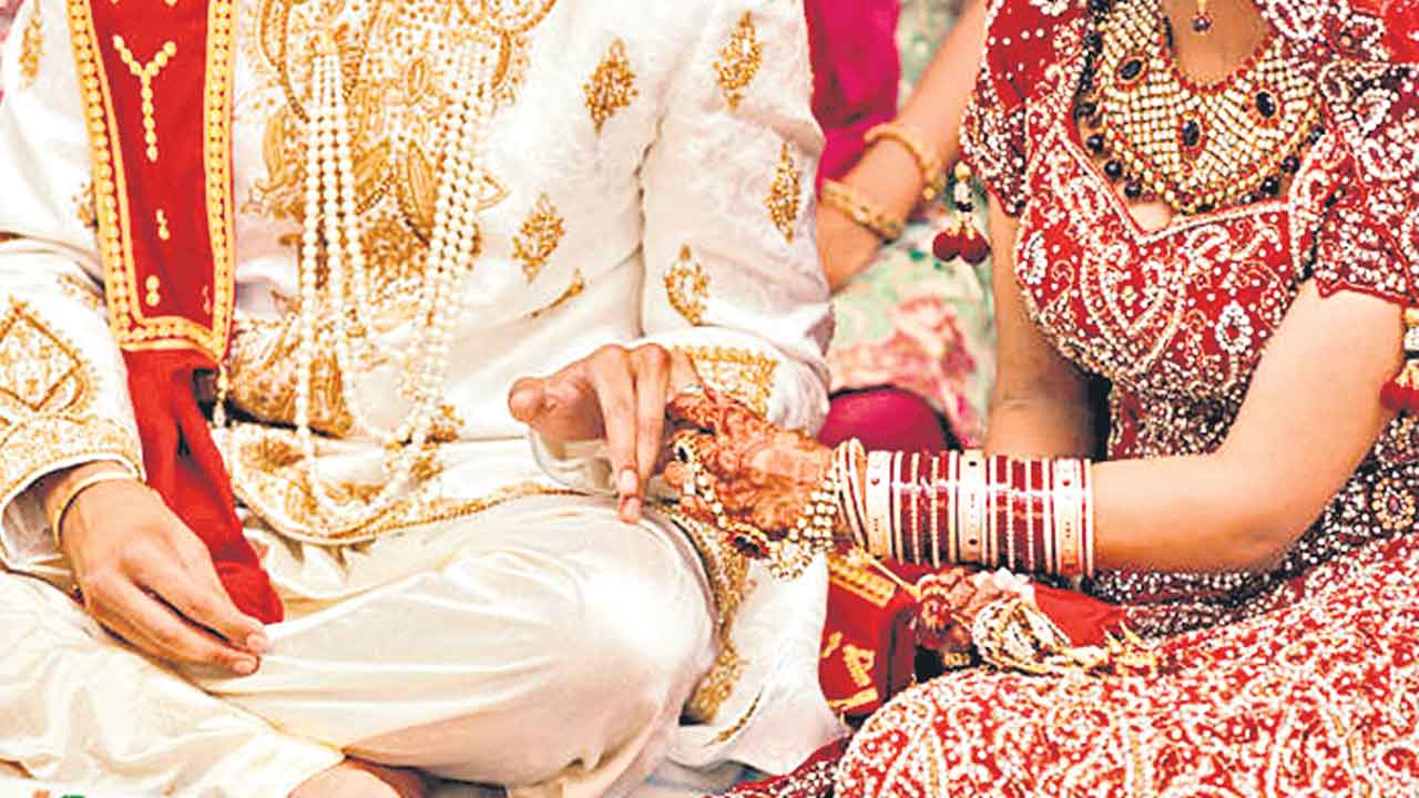 AP News | పెళ్లయిన 5 రోజులకు అత్తారింటికి వెళ్లిన అల్లుడు.. అకస్మాత్తుగా మృతి