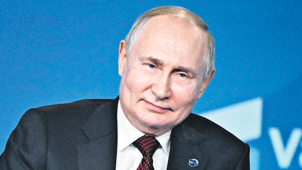 Putin | రష్యా అధ్యక్షుడిగా మళ్లీ పుతిన్.. ఎన్నికలు బూటకమన్న పశ్చిమదేశాలు