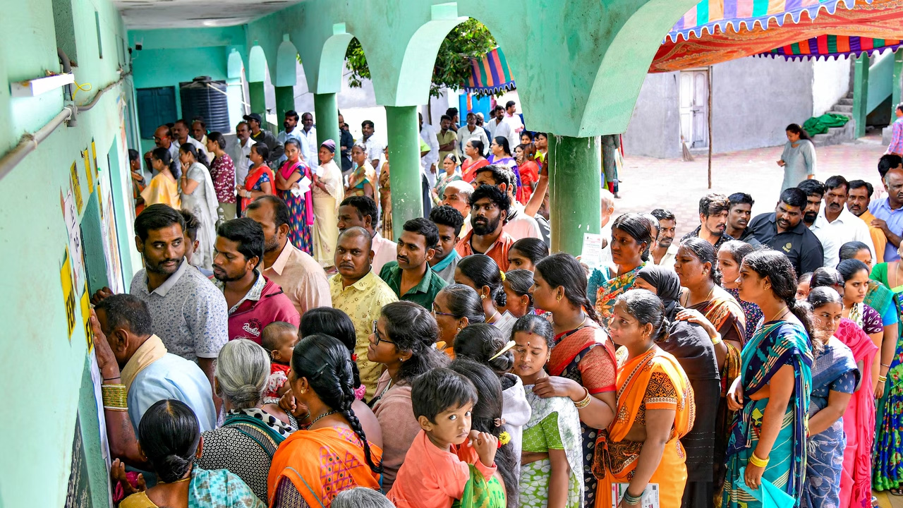 Lok Sabha Elections | తెలంగాణలో మే 13న పోలింగ్‌.. 17 లోకసభ, ఒక అసెంబ్లీ స్థానానికి ఎన్నికలు