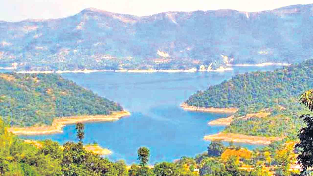 కాకతీయుల కాలంలో రూపుదిద్దుకున్న నృత్యం ఏది?