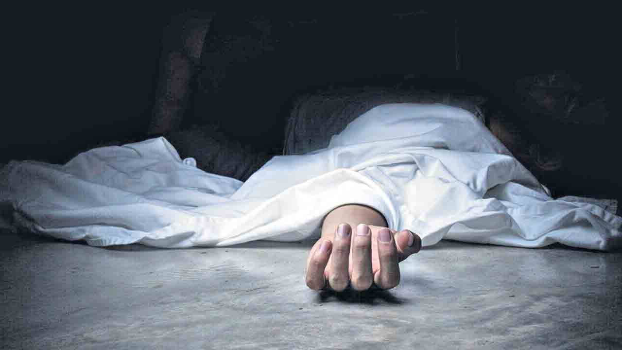 Dowry harassment | వరకట్న వేధింపులు తాళలేక వివాహిత ఆత్మహత్య