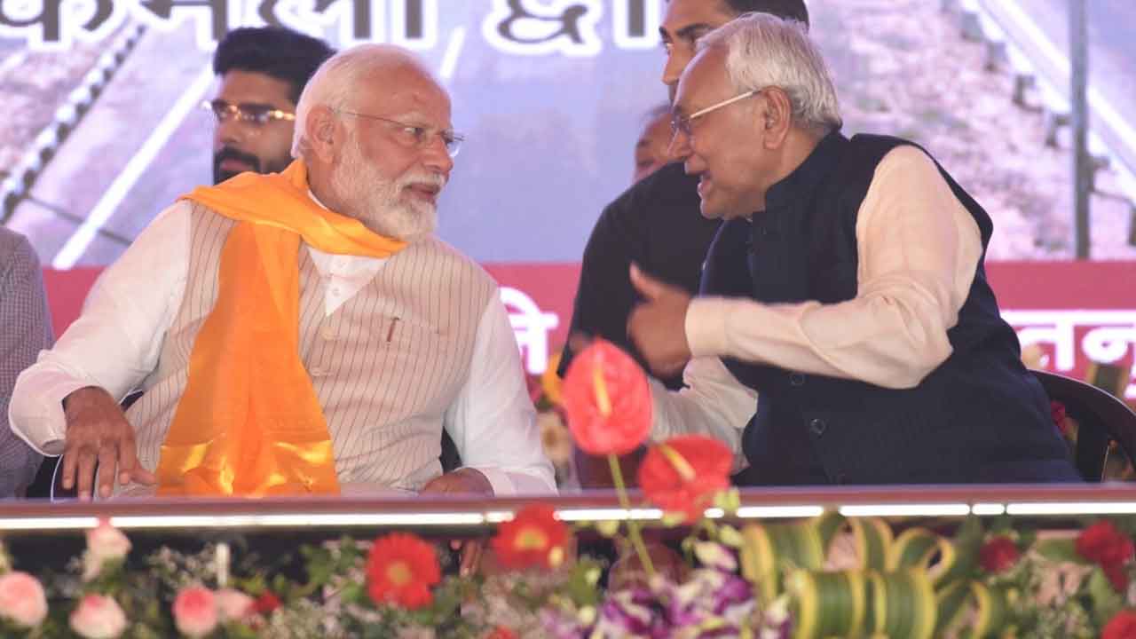 బీహార్‌లో బీజేపీ 17.. జేడీయూ16