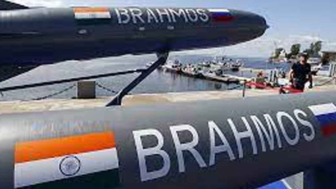 39 వేల కోట్లతో రక్షణ పరికరాల ఒప్పందం
