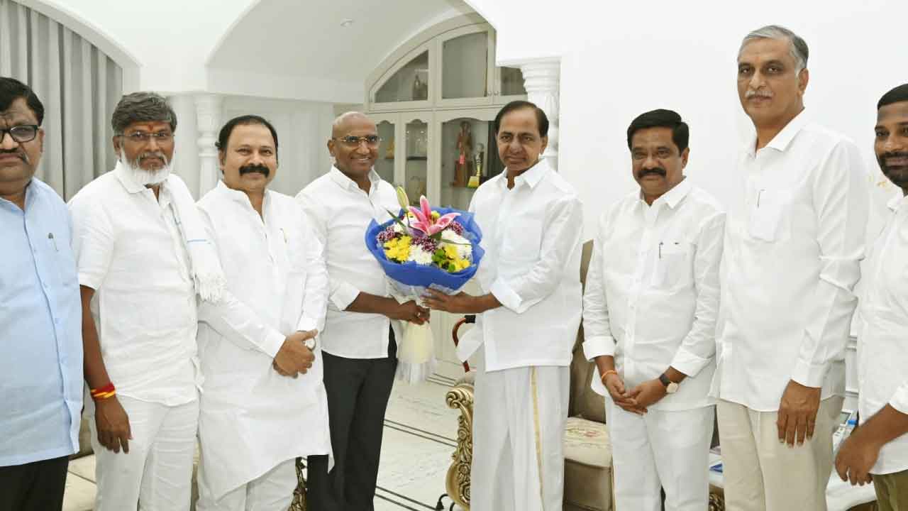 లౌకిక శక్తుల పునరేకీకరణ