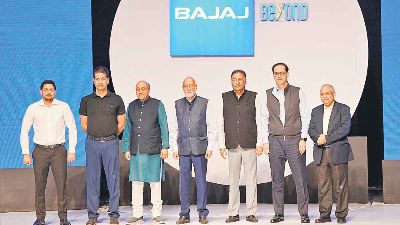 CNG Bike | జూన్‌లో బజాజ్‌ సీఎన్‌జీ బైక్‌లు.. దేశంలోనే తొలిసారి