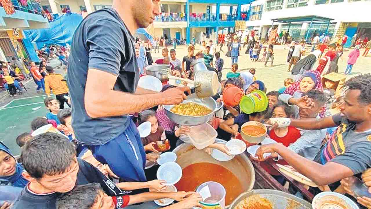 ఐదు నెలలుగా పస్తులే