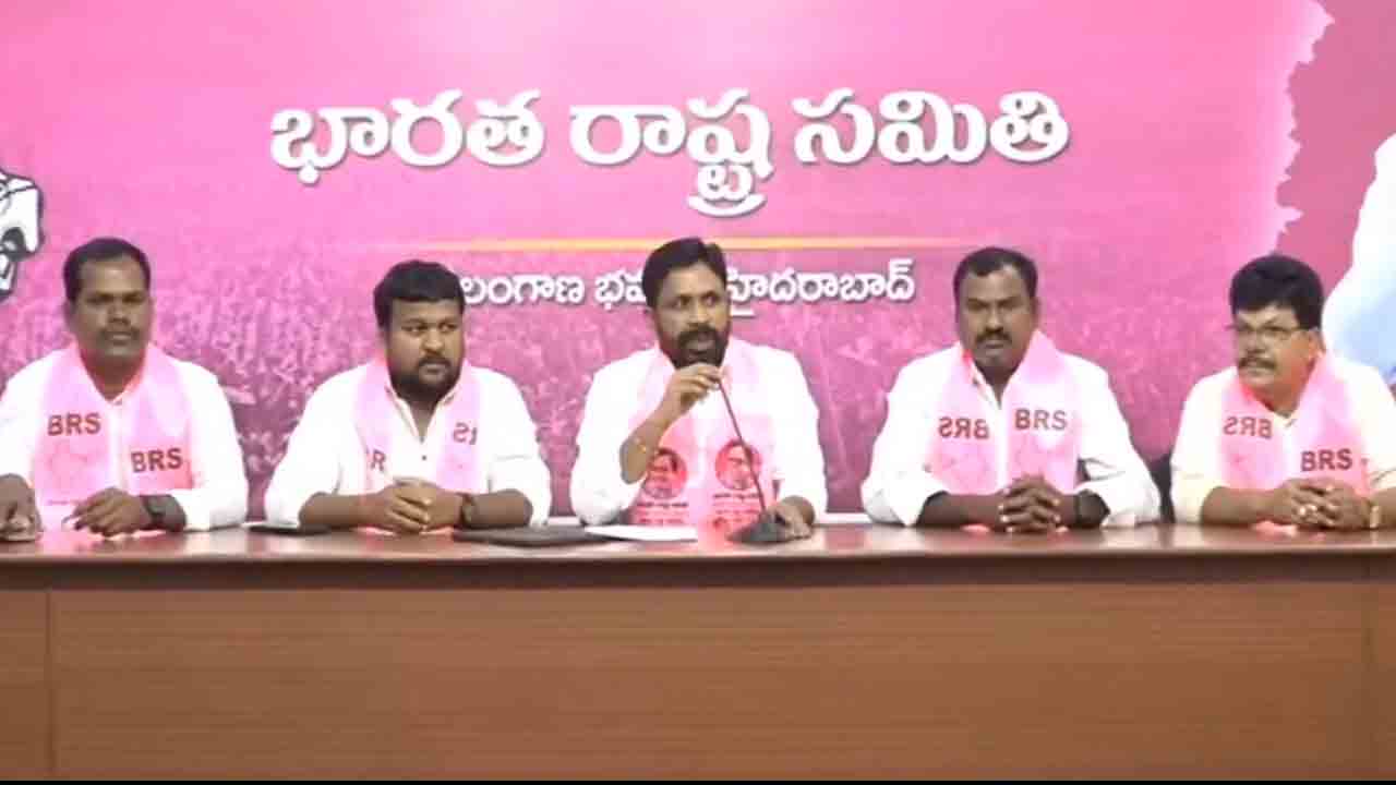 Errolla Srinivas | చెడ్డీ గ్యాంగ్ మాదిరి ఇది వ‌ల‌స‌ల గ్యాంగ్ : ఎర్రోళ్ల శ్రీనివాస్