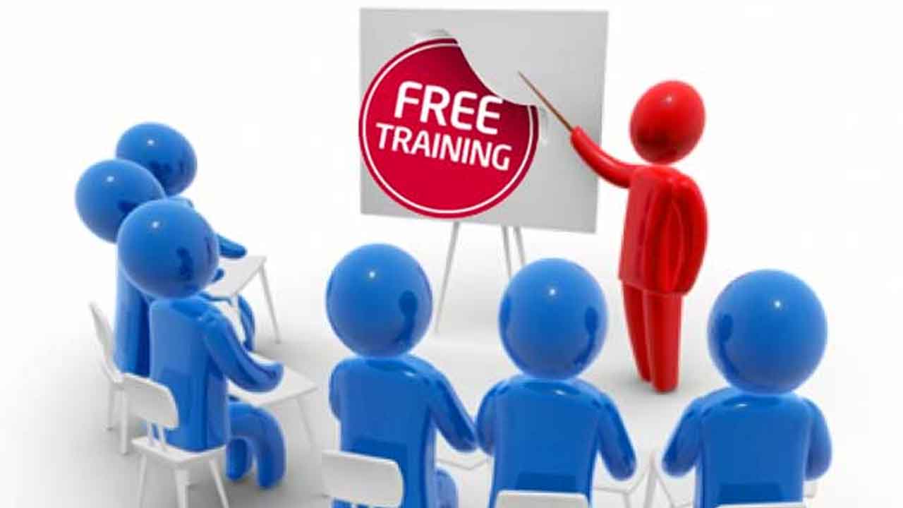 Free Training | టీఆర్టీ(డీఎస్సీ) ఉచిత శిక్షణకు దరఖాస్తులు ఆహ్వానం