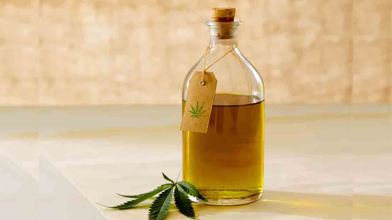 Medchal | రూ. 75 వేల విలువ చేసే హ్యాష్ ఆయిల్ సీజ్.. నిందితుడు అరెస్ట్