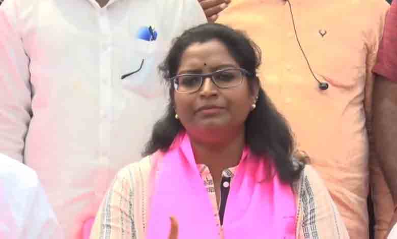 Kadiyam Kavya | బీఆర్ఎస్ ఎంపీగా గెలిపించండి.. మీ అంద‌రి గొంతుక‌నై ఢిల్లీలో మాట్లాడుతాను : క‌డియం కావ్య‌