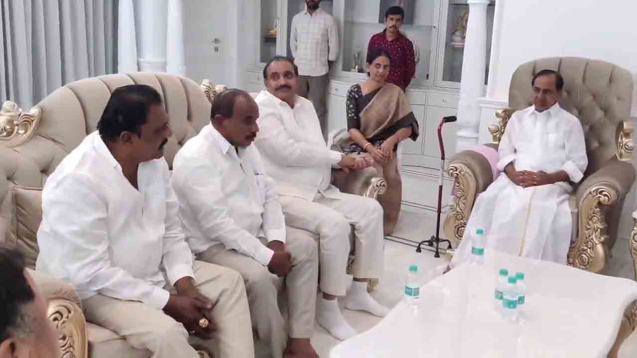 KCR | చేవెళ్ళ లోక్‌సభ నియోజకవర్గం పరిధిలోని ముఖ్యనేతలతో కేసీఆర్ భేటీ