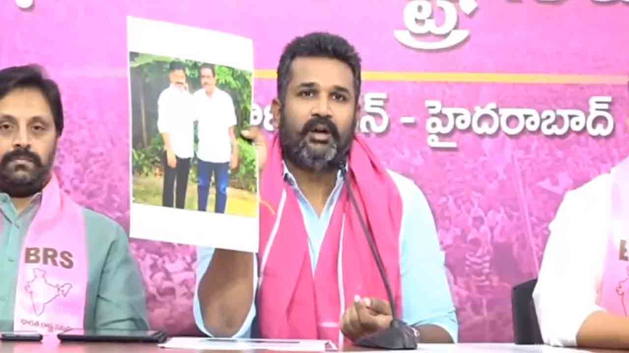 Manne Krishank | ఈ ఫొటో త‌ప్ప‌ని నిరూపించ‌గ‌ల‌రా..? సీఎం రేవంత్ రెడ్డికి బీఆర్ఎస్ లీడ‌ర్ మ‌న్నె క్రిశాంక్ స‌వాల్