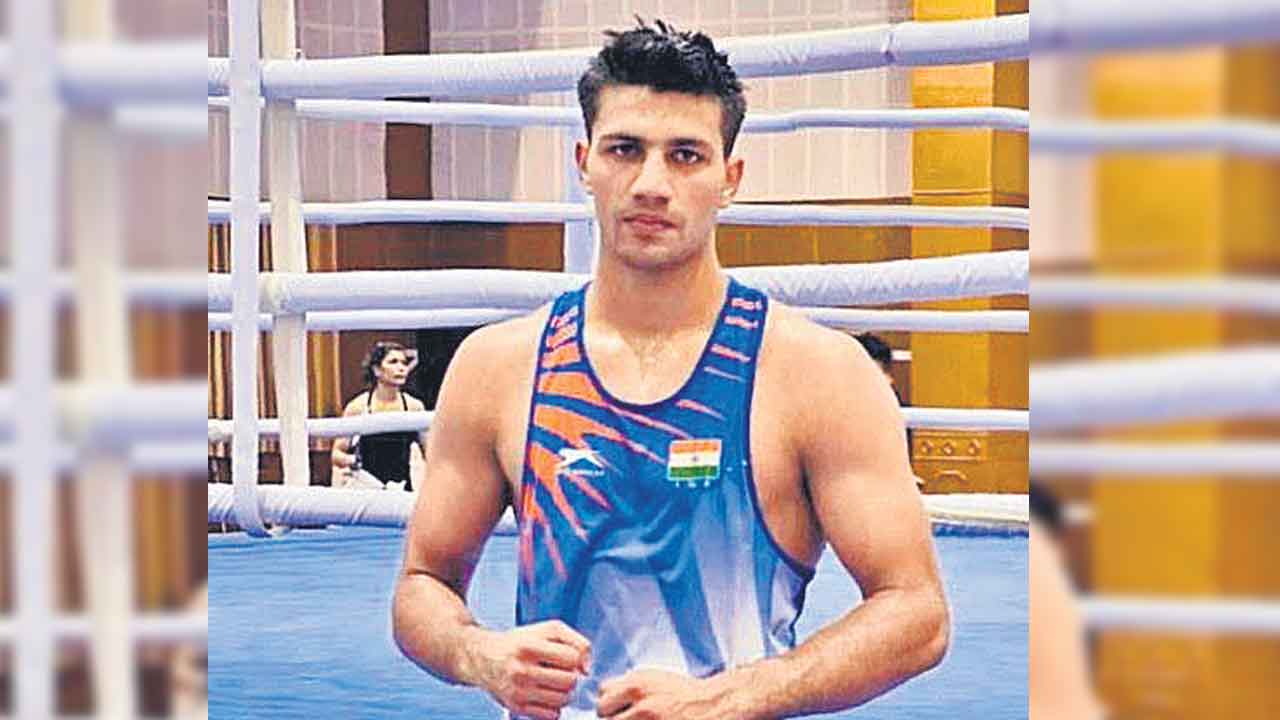 లక్ష్య చాహర్‌ నాకౌట్‌