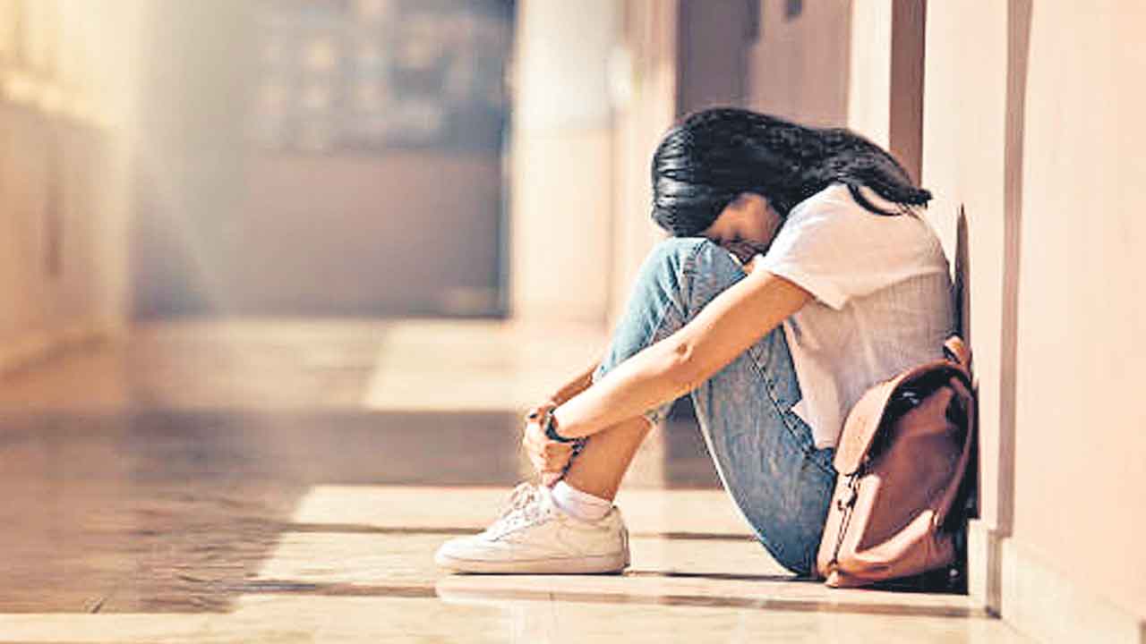 Dear Zindagi | నేను నల్లగా, బొద్దుగా ఉంటా.. నాపై ఎందుకింత వివక్ష?