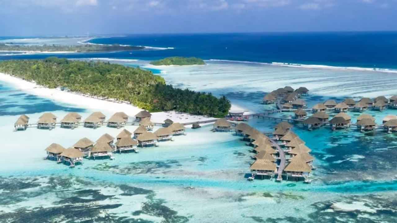 మాల్దీవులను వీడిన భారత సైనికులు