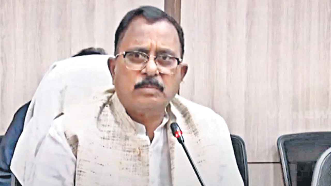 కాంగ్రెస్‌ జాబితాలో ఐదుగురికి చోటు