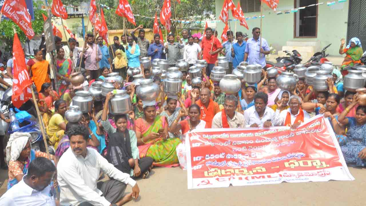 Mahabubabad | మంచి నీళ్ల కోసం రోడ్డెక్కిన జనం